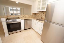 Picture of 1228 West Ave # 513, Miami Beach, FL 33139