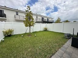 Picture of 829 SE 17Th St # 1, Homestead, FL 33034