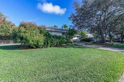Picture of 16601 SW 78Th Ct, Palmetto Bay, FL 33157
