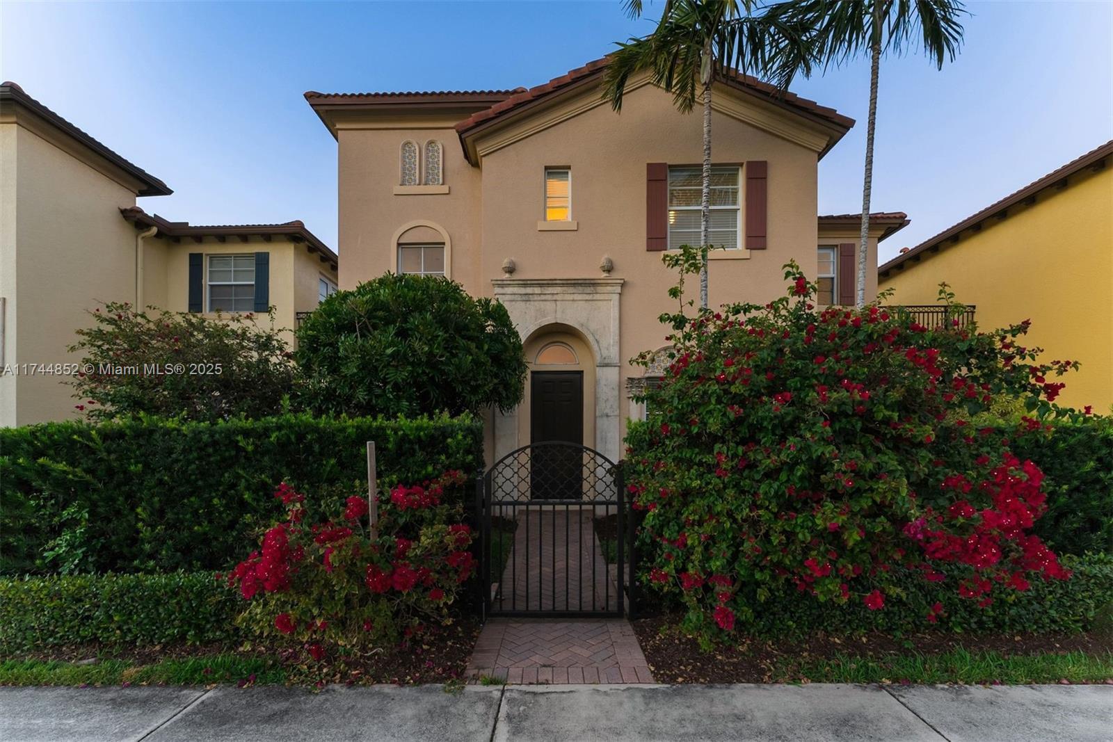 Picture of 106 Via Floresta Dr, Boca Raton, FL 33487