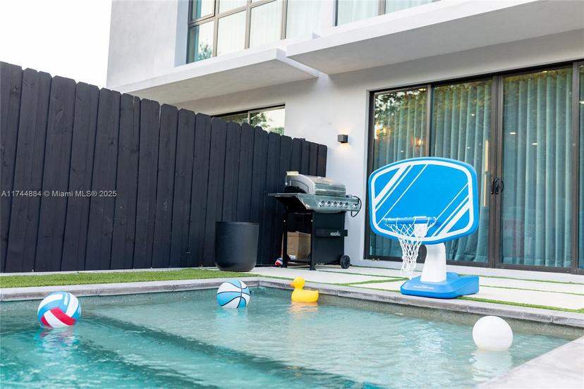 Picture of 414 NW 52Nd St, Miami FL 33127