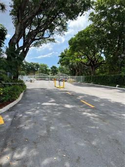 Picture of 1800 N Andrews Ave # 5D, Fort Lauderdale, FL 33311