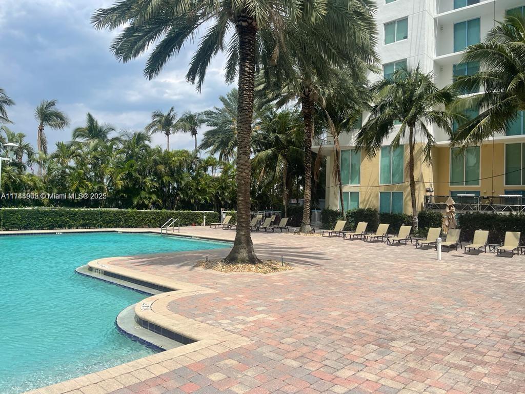 Picture of 1755 E Hallandale Beach Blvd, Hallandale Beach, FL 33009