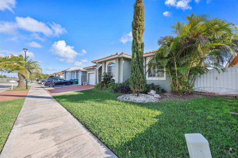 Picture of 12360 SW 212Th St, Miami FL 33177