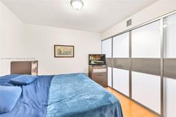 Picture of 1830 S Ocean Dr # 4312, Hallandale Beach, FL 33009