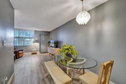 Picture of 9141 Sunrise Lakes Blvd # 104, Sunrise, FL 33322