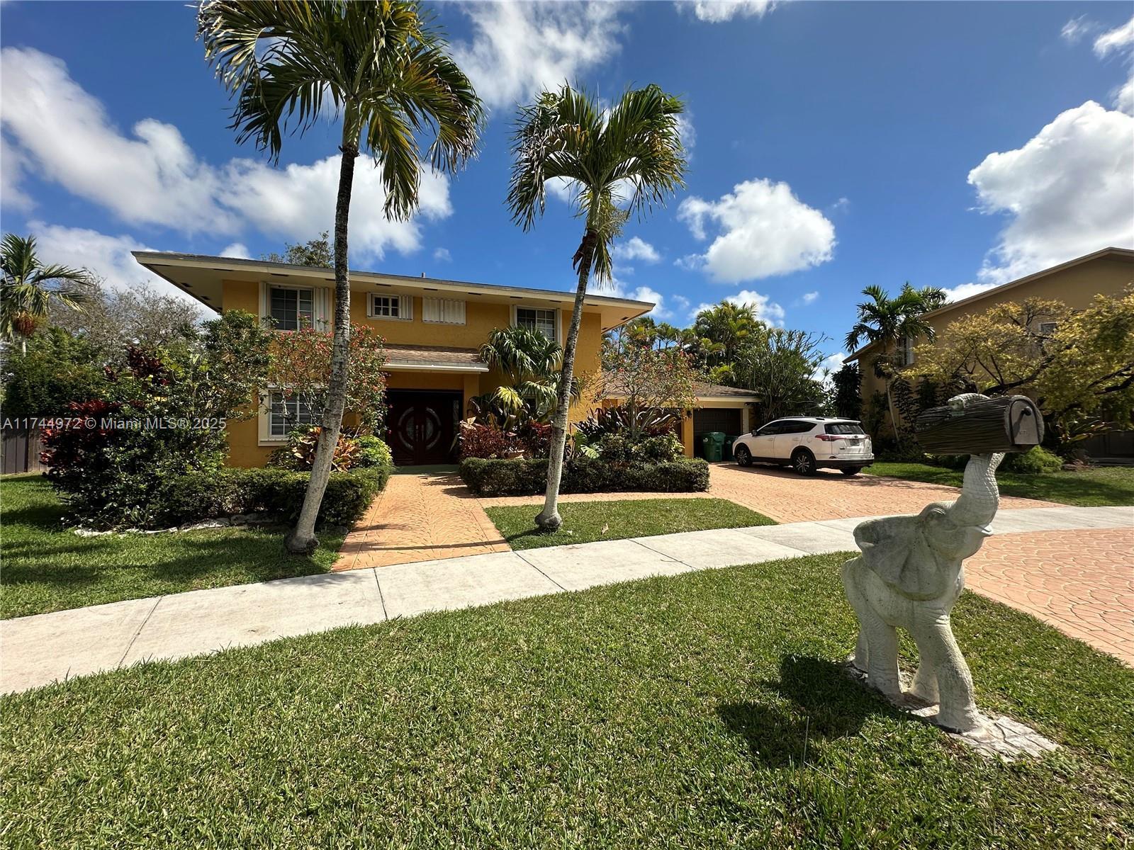 Picture of 12801 SW 148Th Terr Rd, Miami, FL 33186