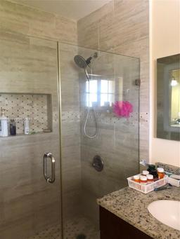 Picture of 12801 SW 148Th Terr Rd, Miami, FL 33186