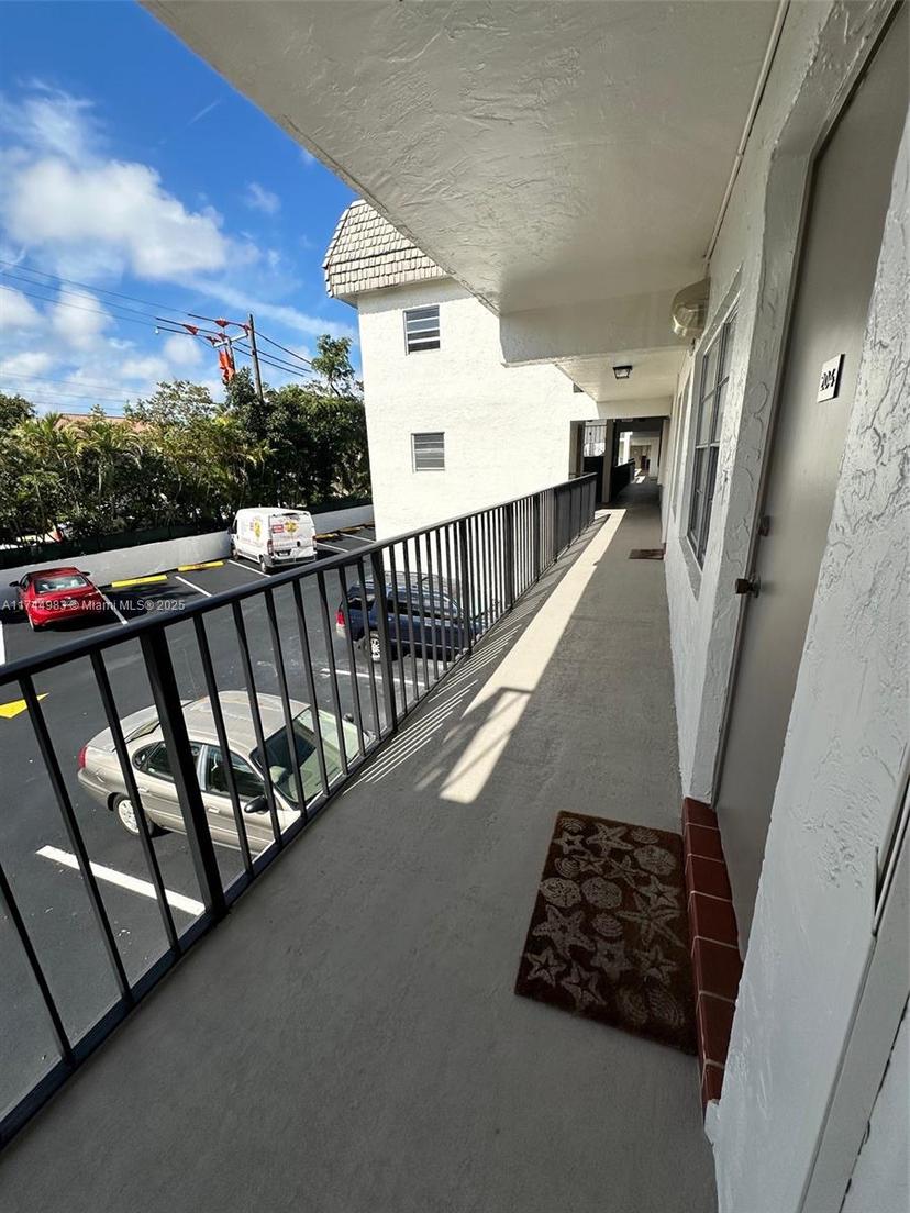 Picture of 4143 N Ocean Blvd # 204, Fort Lauderdale FL 33308