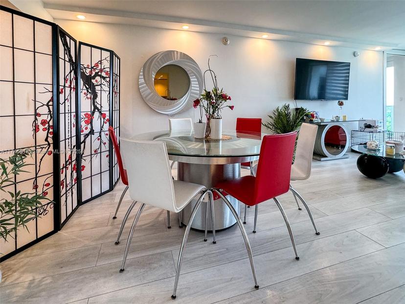 Picture of 100 Bayview Dr # 721, Sunny Isles Beach FL 33160