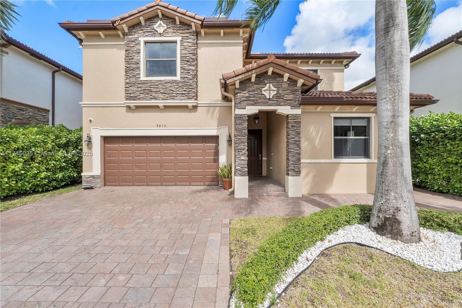Picture of 9815 NW 89Th Ter, Doral, FL 33178