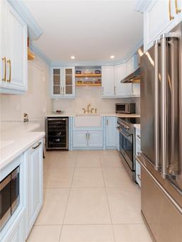 Picture of 625 Biltmore Way # 203, Coral Gables, FL 33134