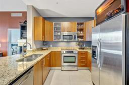 Picture of 1945 S Ocean Dr # M3, Hallandale Beach, FL 33009