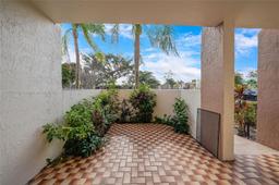 Picture of 7408 Fairfax Dr # 108, Tamarac, FL 33321