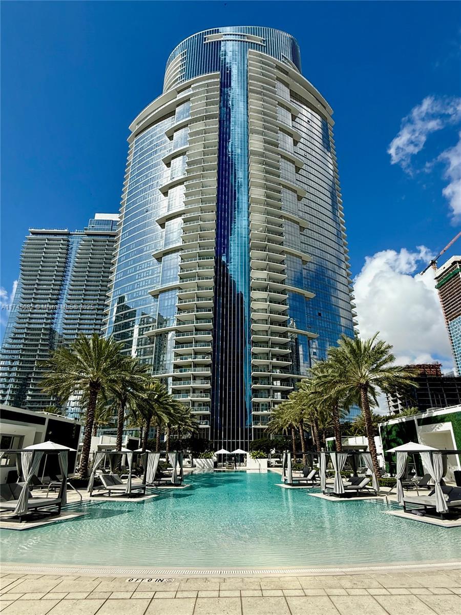 Picture of 851 NE 1St Ave # 1411, Miami, FL 33132