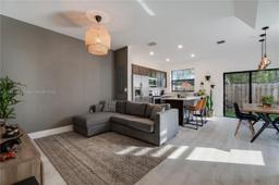 Picture of 370 NE 214Th St # 370, Miami, FL 33179
