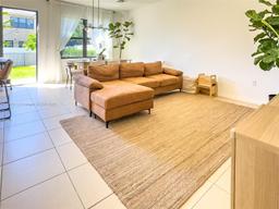 Picture of 686 NE 191St Ter, Miami, FL 33179