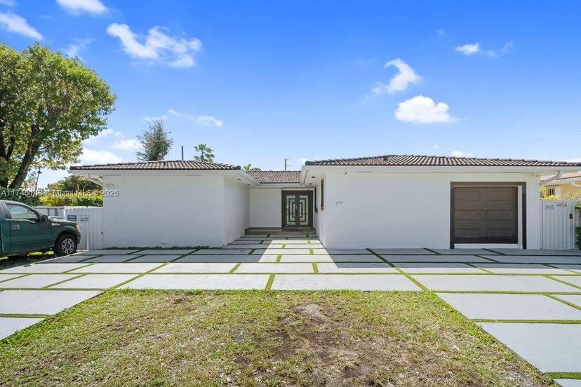 Picture of 240 S Royal Poinciana Blvd, Miami Springs FL 33166