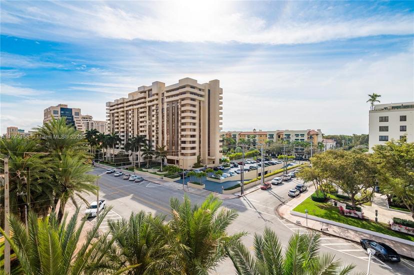 Picture of 711 Biltmore Way # 502, Coral Gables FL 33134