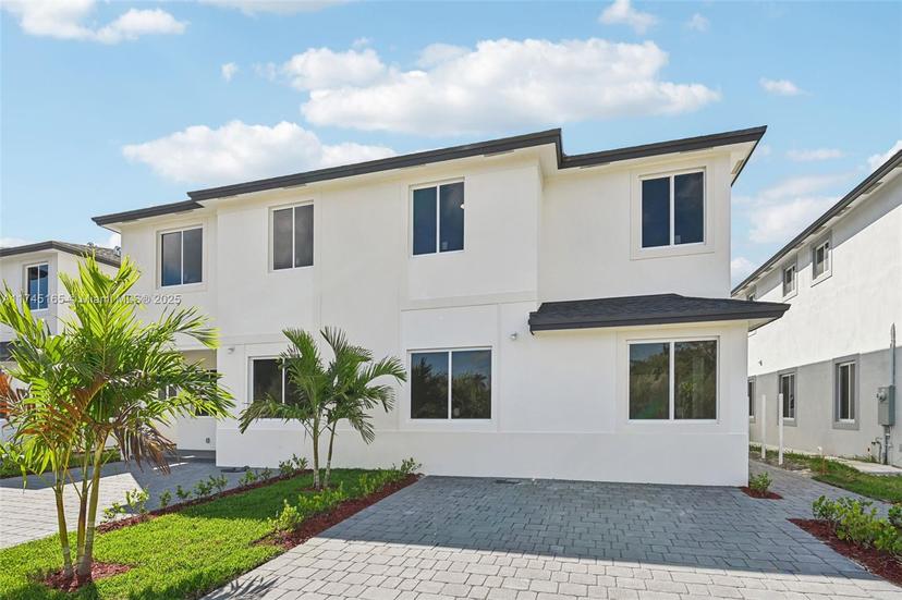 Picture of 22445 SW 125 Ave, Miami FL 33170