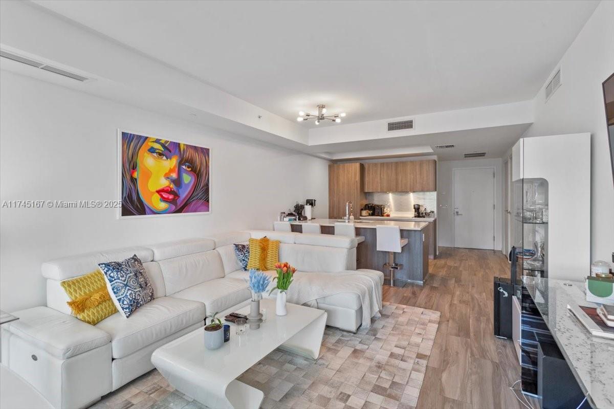 Picture of 801 S Miami Ave # 2902, Miami, FL 33130