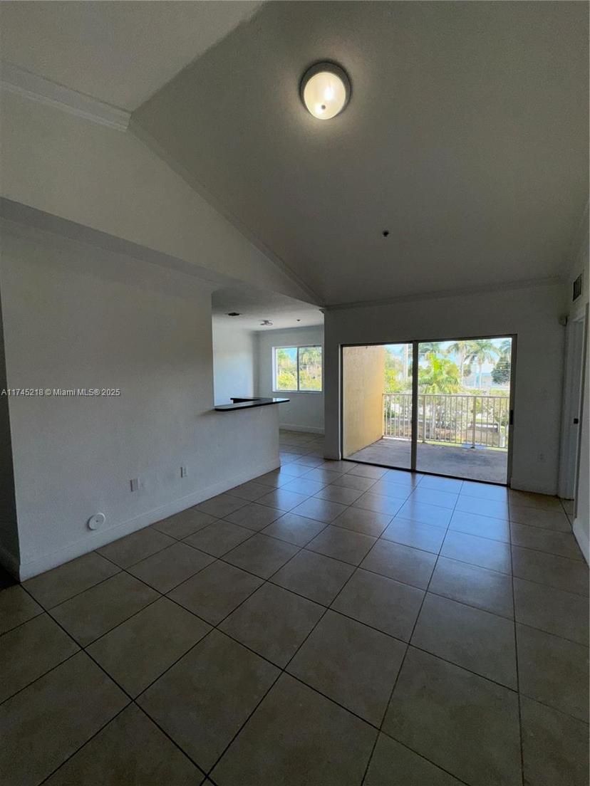 Picture of 21100 SW 87Th Ave # 303, Cutler Bay FL 33189
