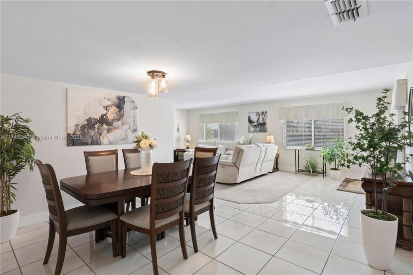 Picture of 1118 SW 48Th Ter # 103, Cape Coral FL 33914