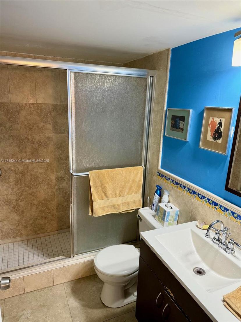 Picture of 10850 W Flagler St Unit 106, Sweetwater FL 33174