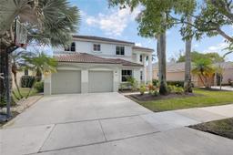 Picture of 932 Nandina Dr, Weston, FL 33327