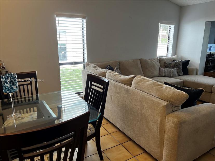 Picture of 8108 NW 100Th Way # 8108, Tamarac FL 33321
