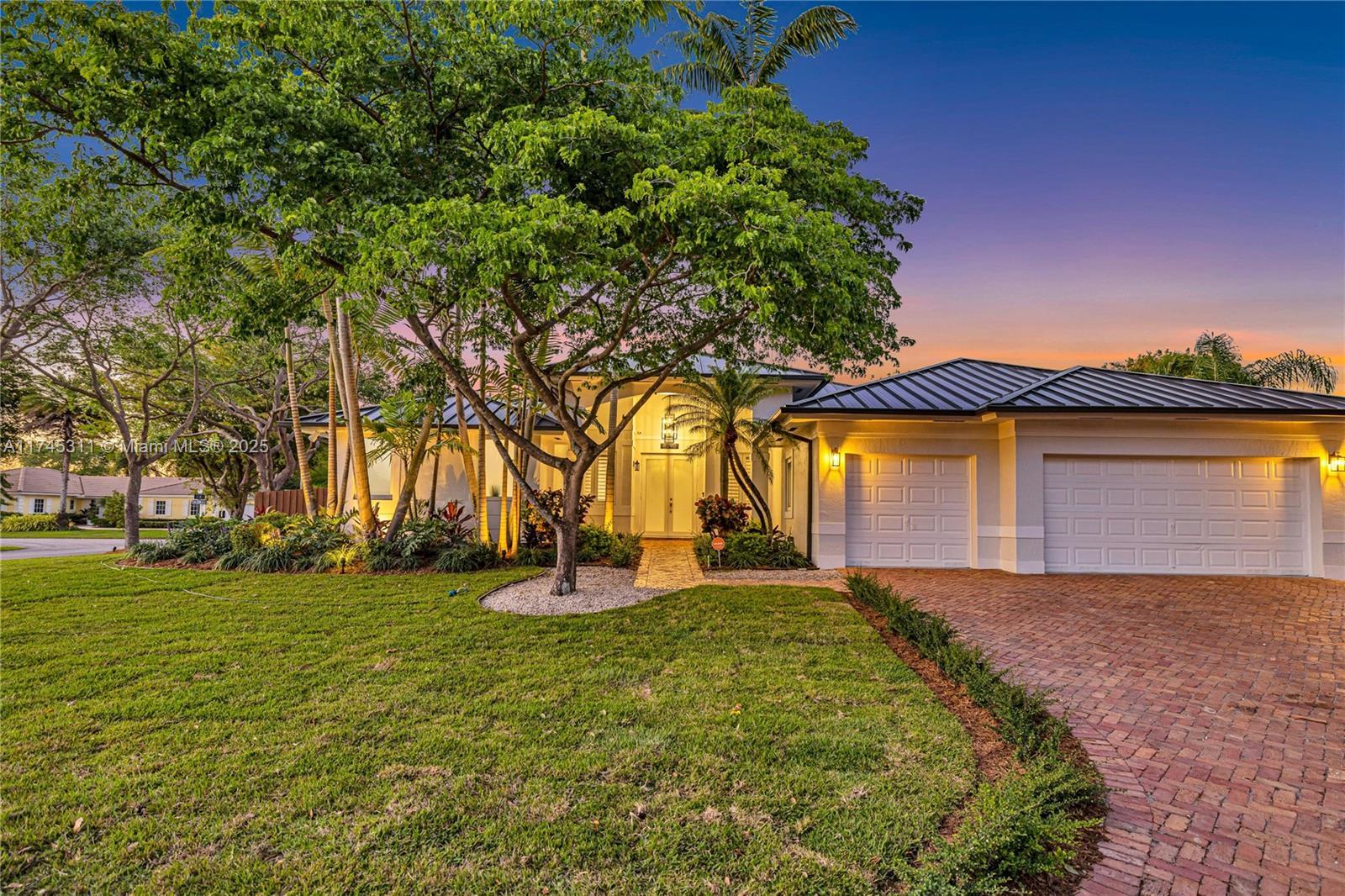 Picture of 8293 SW 171St Ter, Palmetto Bay, FL 33157