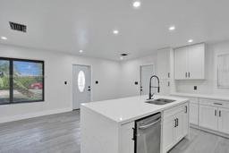 Picture of 1628 NE 7Th Ave, Fort Lauderdale, FL 33305