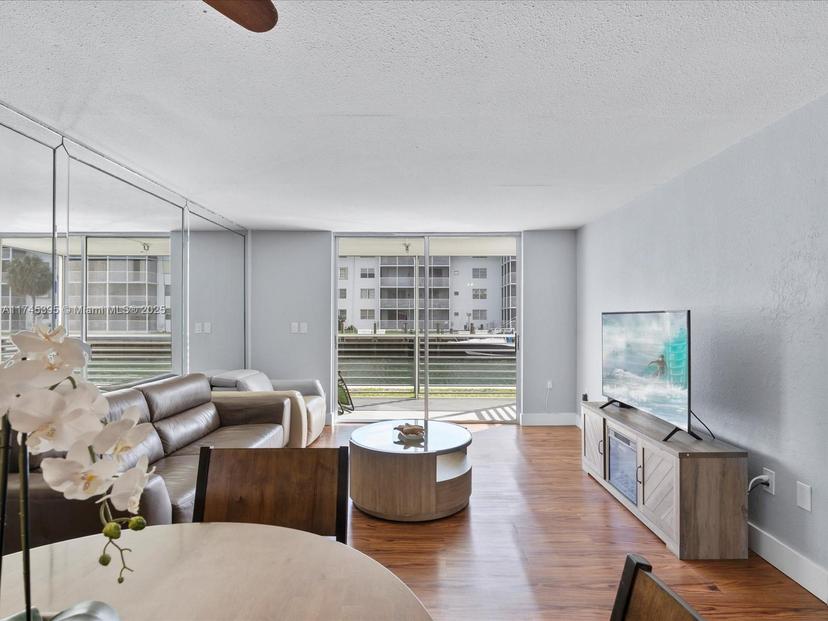Picture of 3750 NE 170Th St # 100, North Miami Beach FL 33160