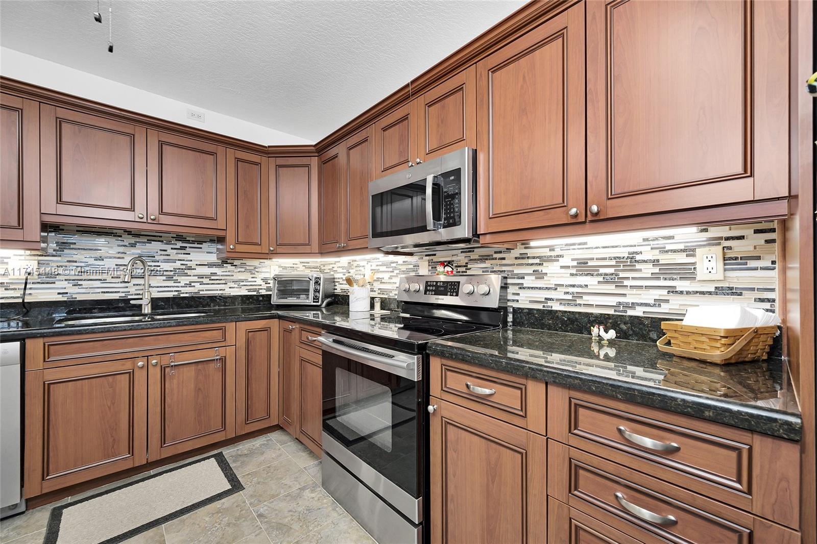 Picture of 5208 NE 24Th Ter # F318, Fort Lauderdale, FL 33308