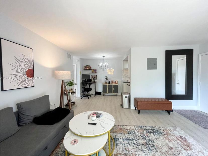Picture of 1620 West Ave # 401, Miami Beach FL 33139