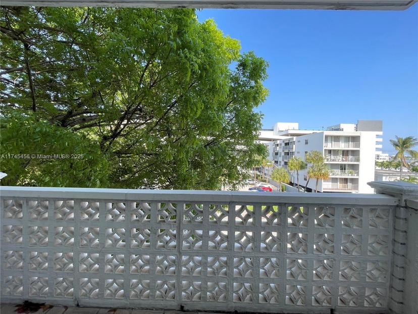 Picture of 1620 West Ave # 401, Miami Beach FL 33139