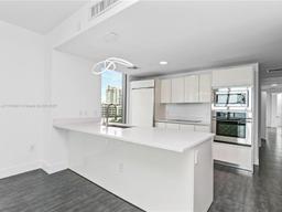 Picture of 460 NE 28Th St # 808, Miami, FL 33137