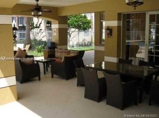 Picture of 460 S Park Rd # 306, Hollywood FL 33021