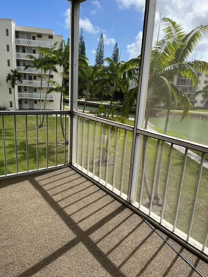 Picture of 2855 Leonard Dr # H305, Aventura FL 33160