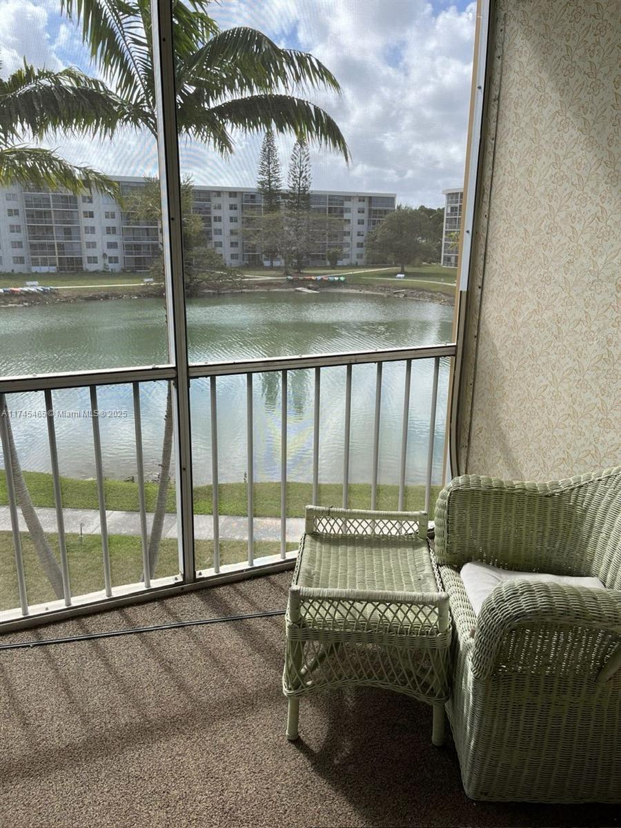 Picture of 2855 Leonard Dr # H305, Aventura, FL 33160