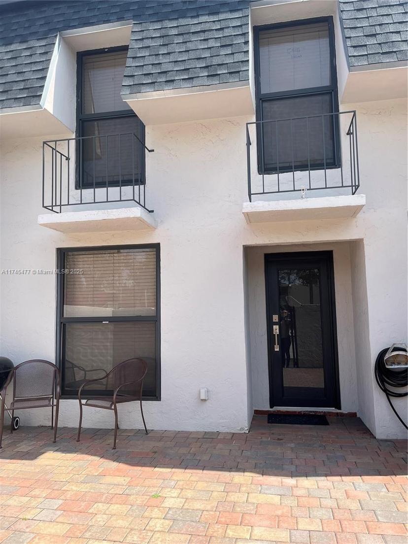 Picture of 9185 SW 97Th Ave # 9185, Miami FL 33176