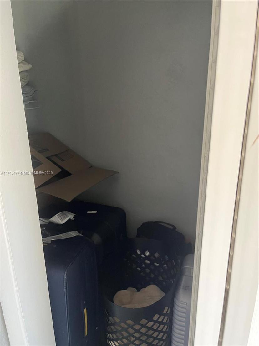 Picture of 9185 SW 97Th Ave # 9185, Miami FL 33176