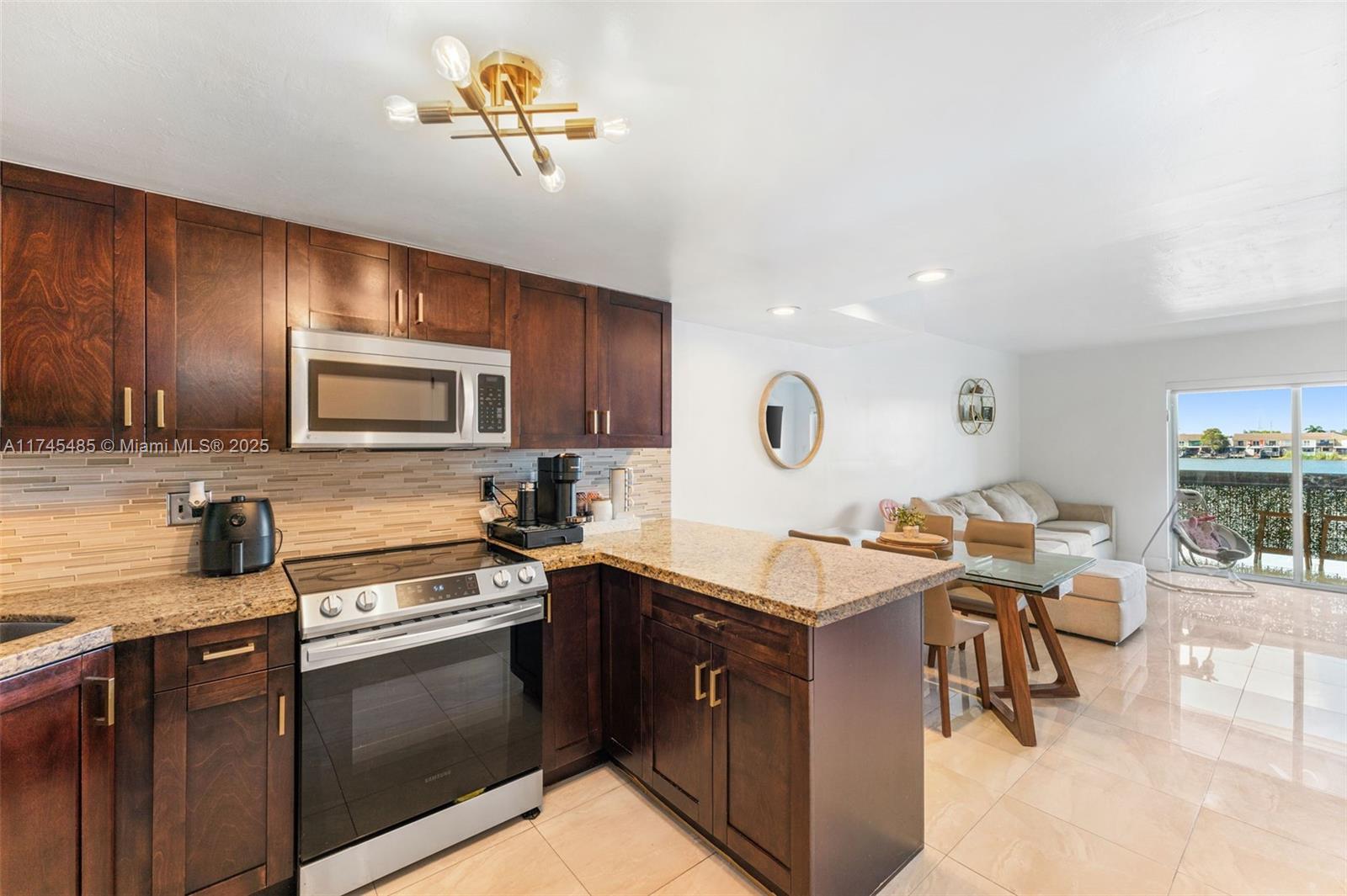 Picture of 5650 W 26Th Ct # 211, Hialeah, FL 33016