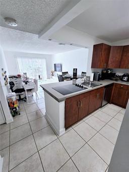 Picture of 5199 NW 7Th St # 302, Miami, FL 33126