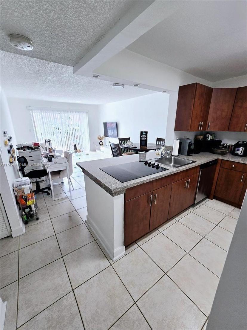 Picture of 5199 NW 7Th St # 302, Miami FL 33126