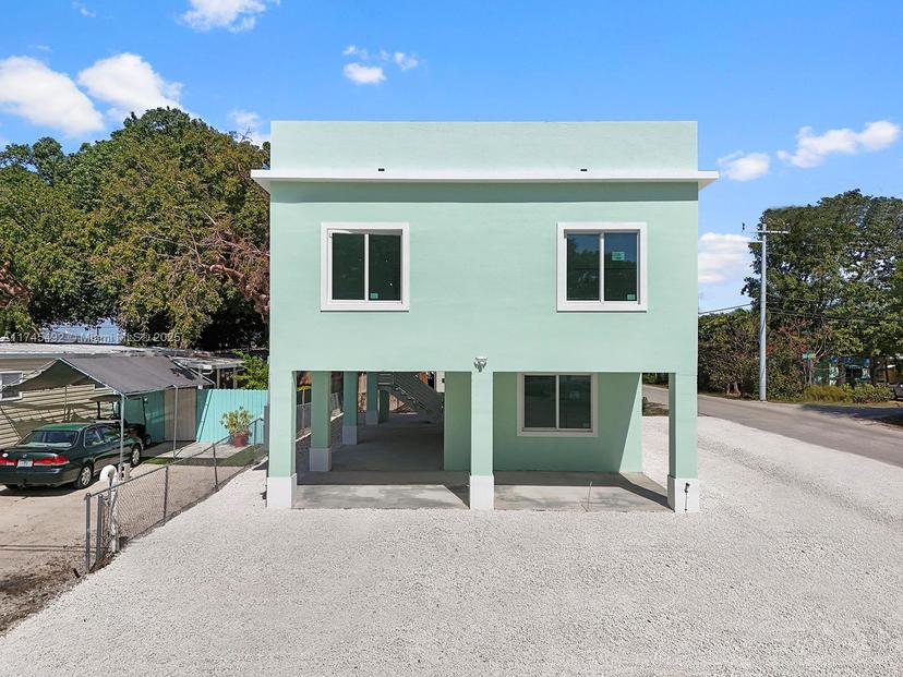 Picture of 101 Kay Dr, Key Largo FL 33037