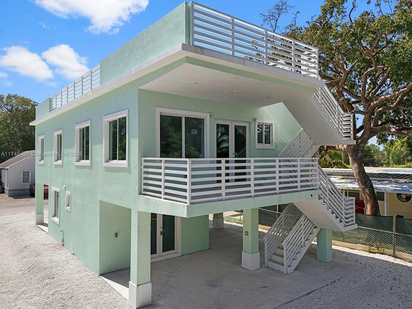 Picture of 101 Kay Dr, Key Largo FL 33037