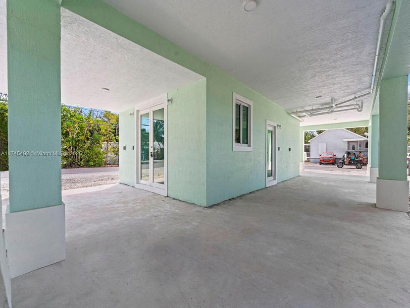 Picture of 101 Kay Dr, Key Largo FL 33037