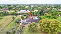 Picture of 17500 SW 68Th Ct, Southwest Ranches, FL 33331