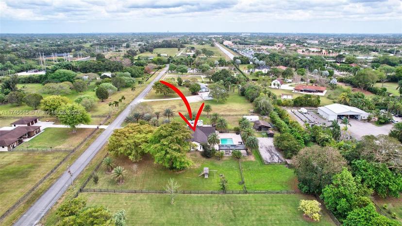 Picture of 17500 SW 68Th Ct, Southwest Ranches FL 33331